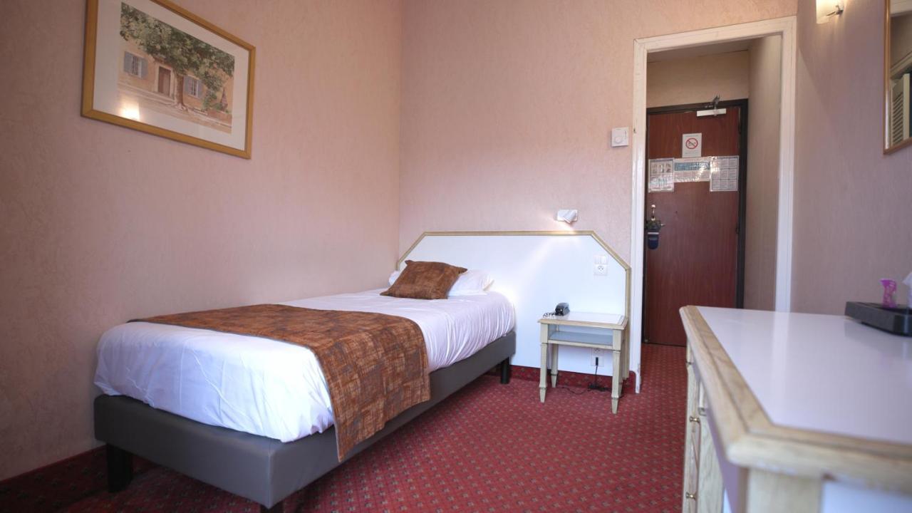 Hotel Busby Ницца Экстерьер фото