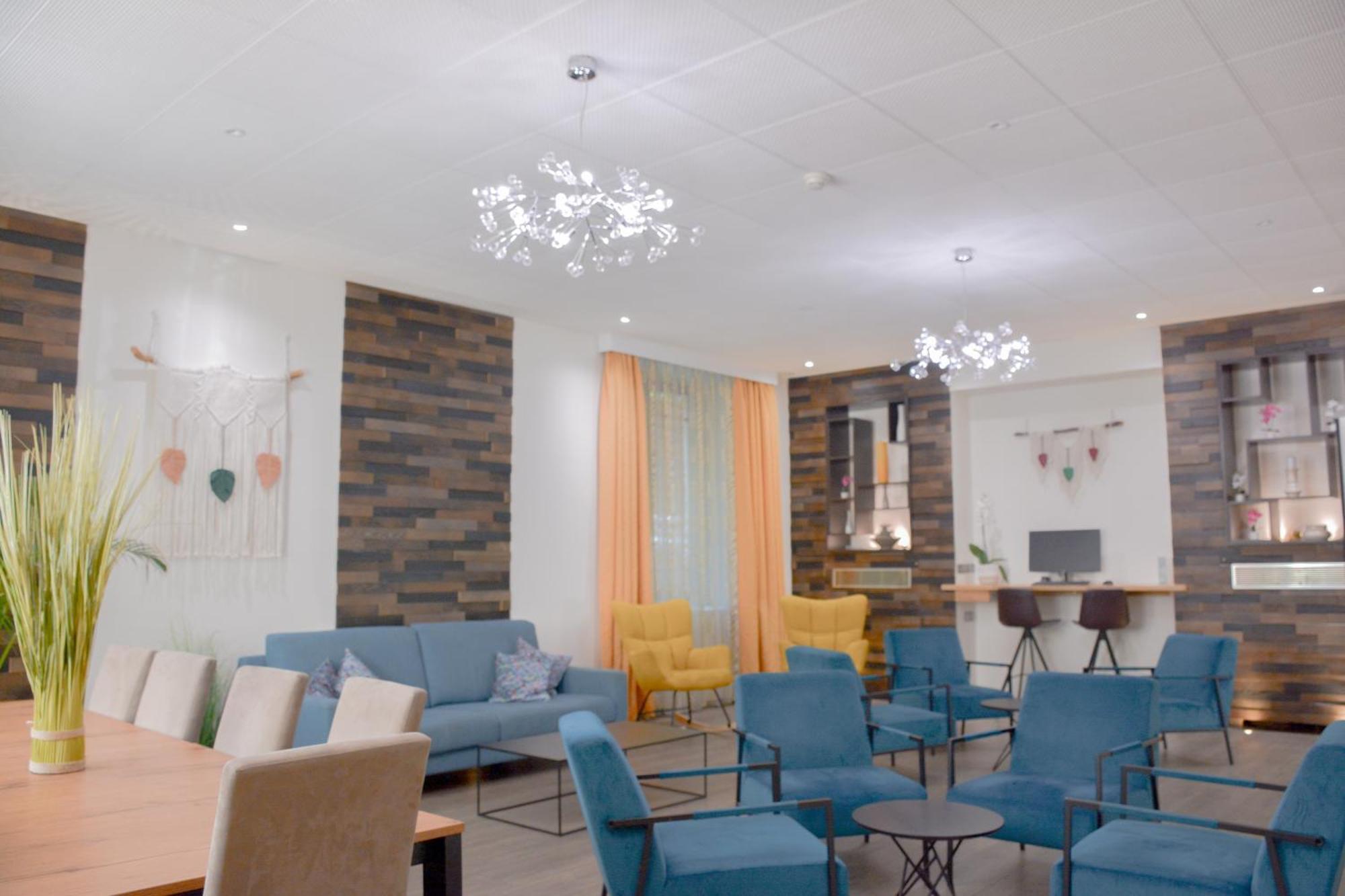 Hotel Busby Ницца Экстерьер фото